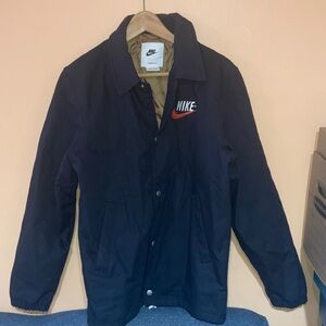 Nike Men's Dark Blue Lightweight Jacket